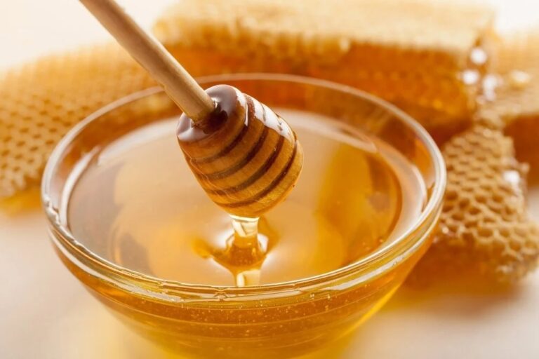 What Are the Benefits of Buying Honey in Bulk? bulk raw honey