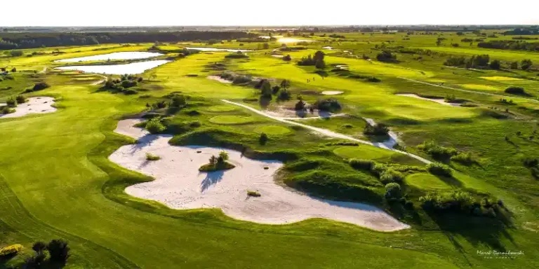 pola golfowe w polsce