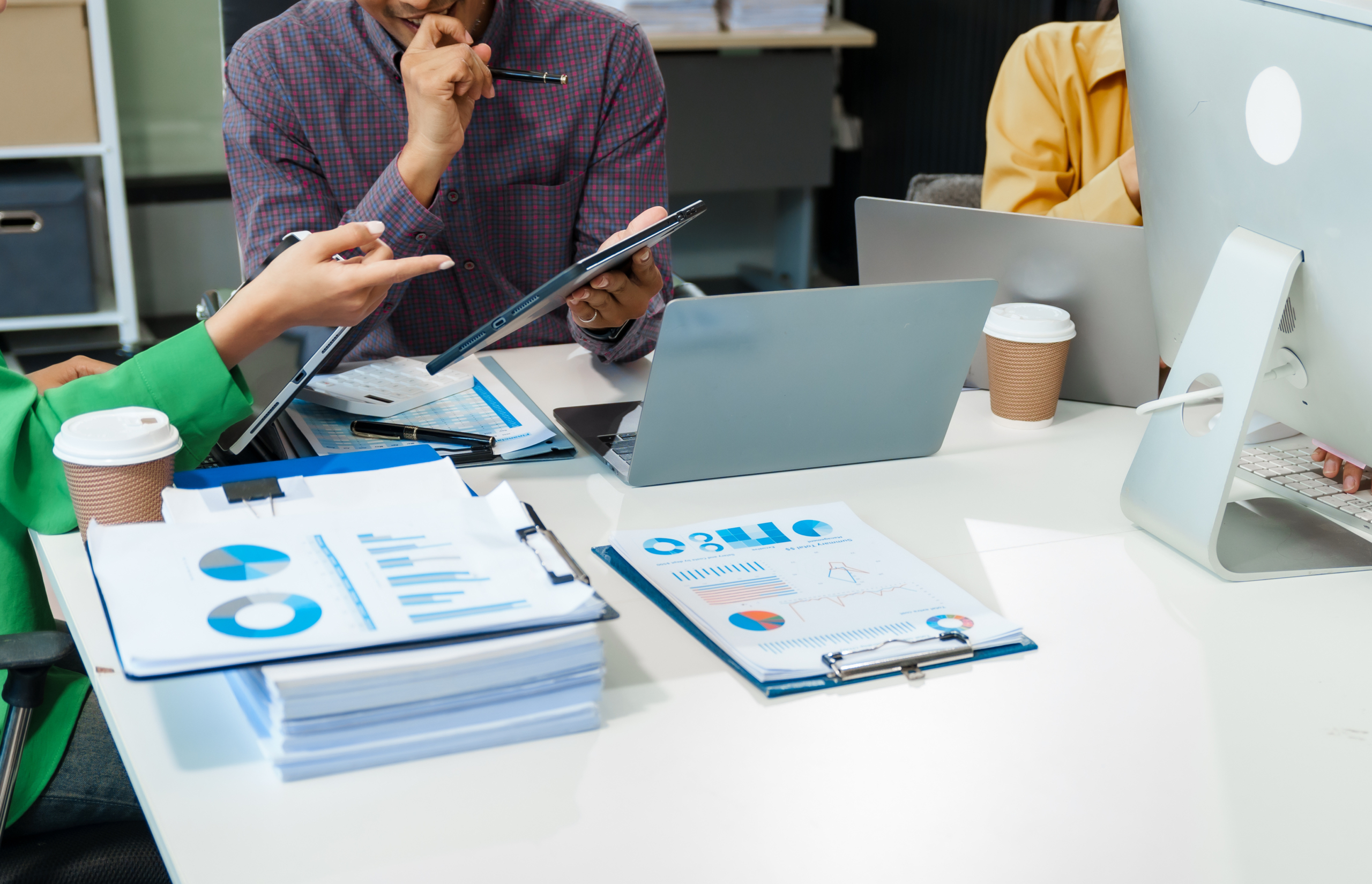 Mastering the Digital Marketplace: The Essential Role of a Fractional CFO for E-Commerce